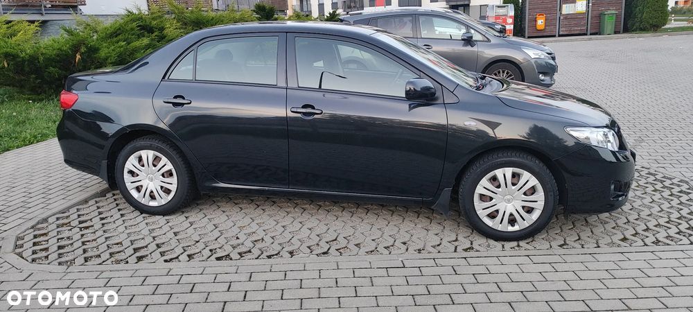 Toyota Corolla 1.6 VVT-i Luna - 3
