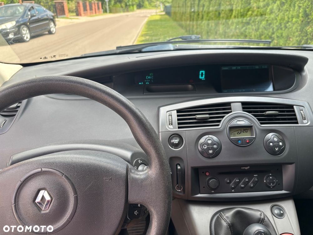 Renault Scenic 1.6 16V Confort Privilege - 5