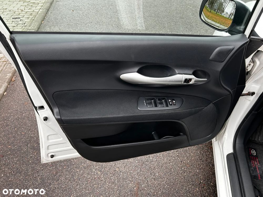 Toyota Auris 1.6 Premium - 14