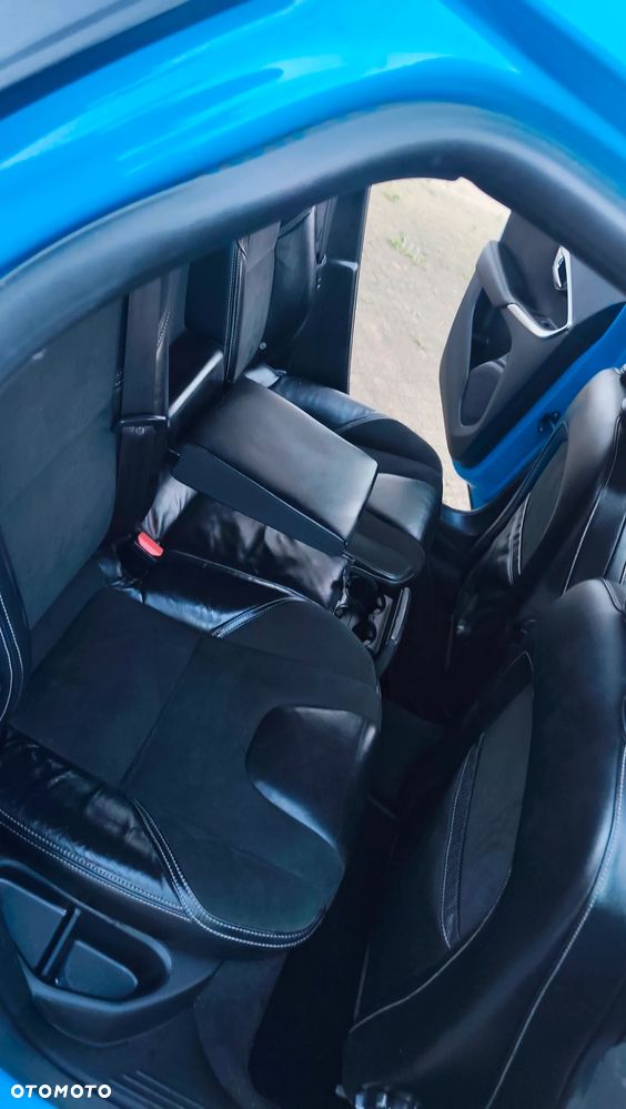 Volvo V40 T5 R-Design Summum - 37