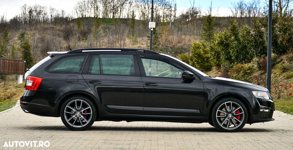 Skoda Octavia 2.0 TDI (Green tec) DSG RS - 30