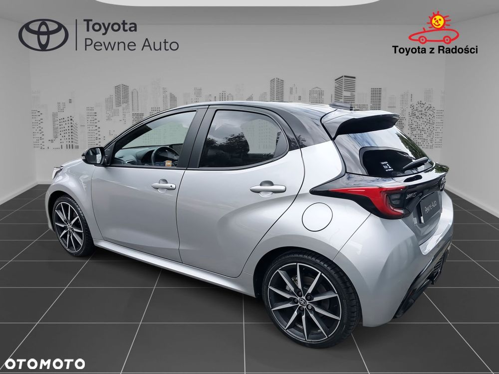 Toyota Yaris - 5