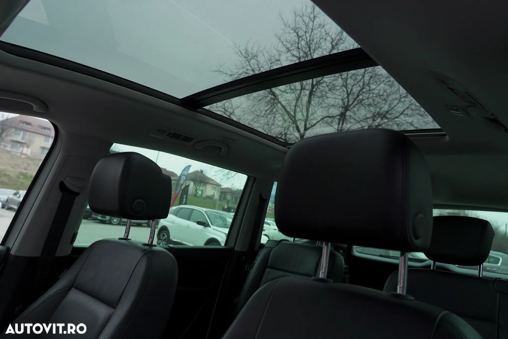 Volkswagen Sharan 2.0 TDI 4MOTION BlueMotion Technology Match - 16