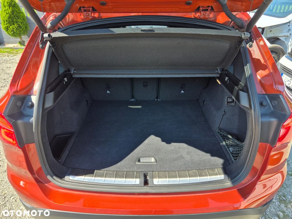 BMW X1 xDrive20i GPF xLine - 21