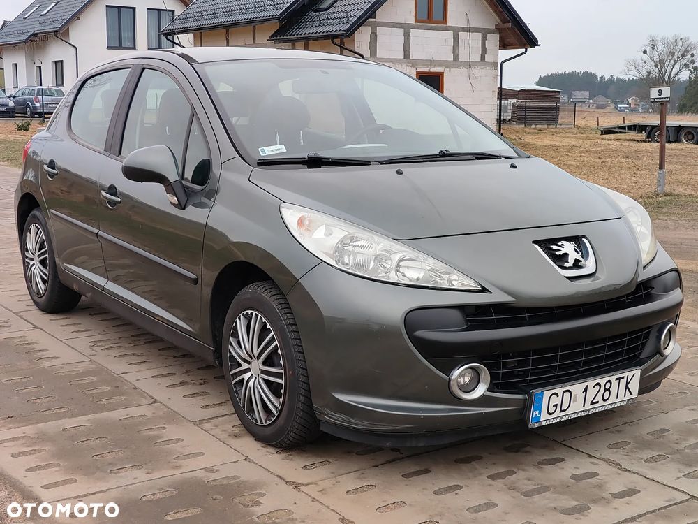 Peugeot 207 1.6 - 7
