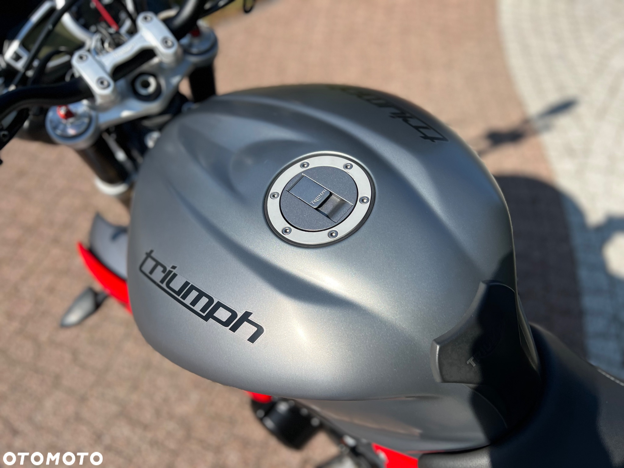 Triumph Street Triple - 34