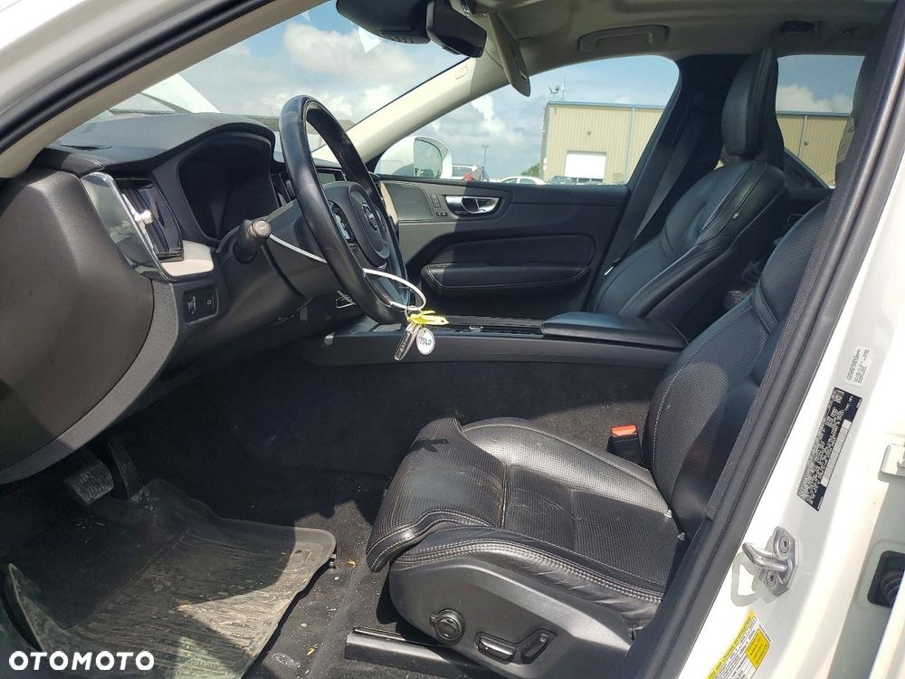 Volvo XC 60 T5 AWD Inscription - 7