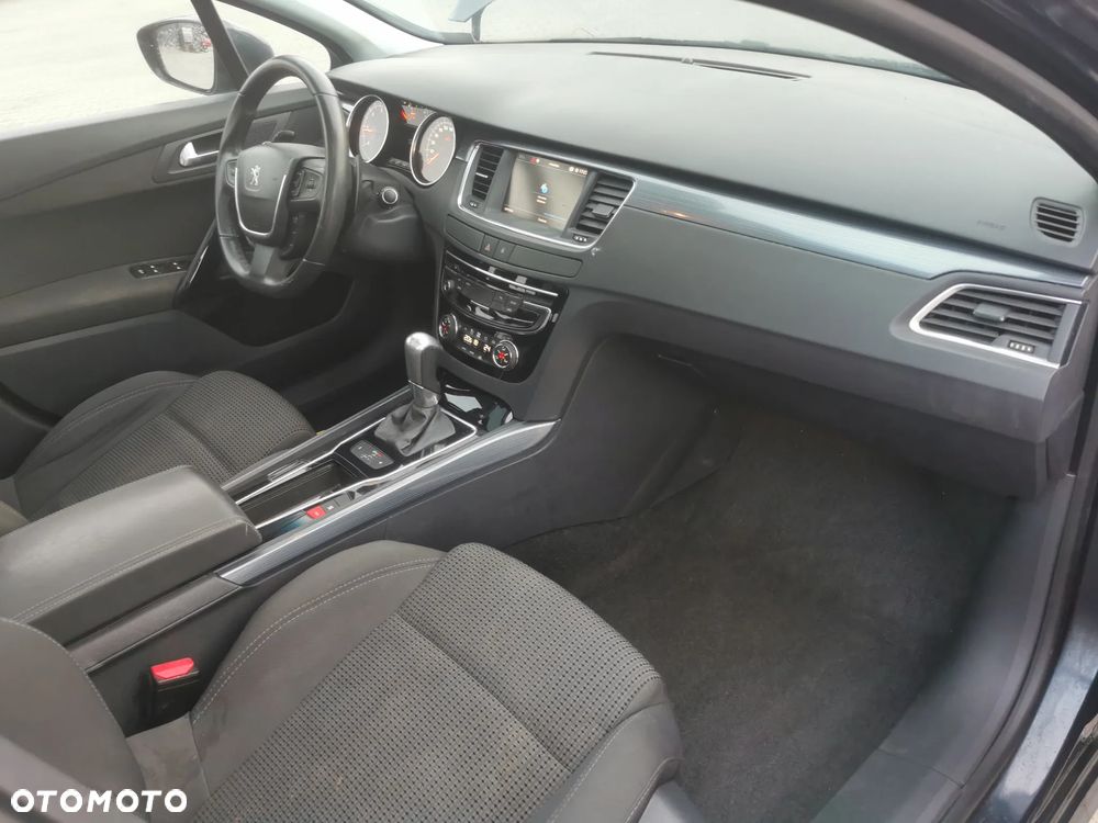 Peugeot 508 SW BlueHDi 120 EAT6 Stop&Start Business-Line - 32