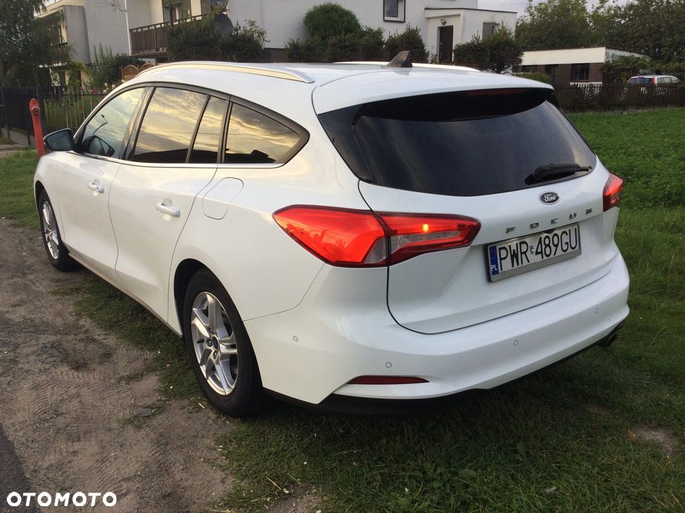 Ford Focus 1.5 EcoBlue Start-Stopp-System TITANIUM - 10