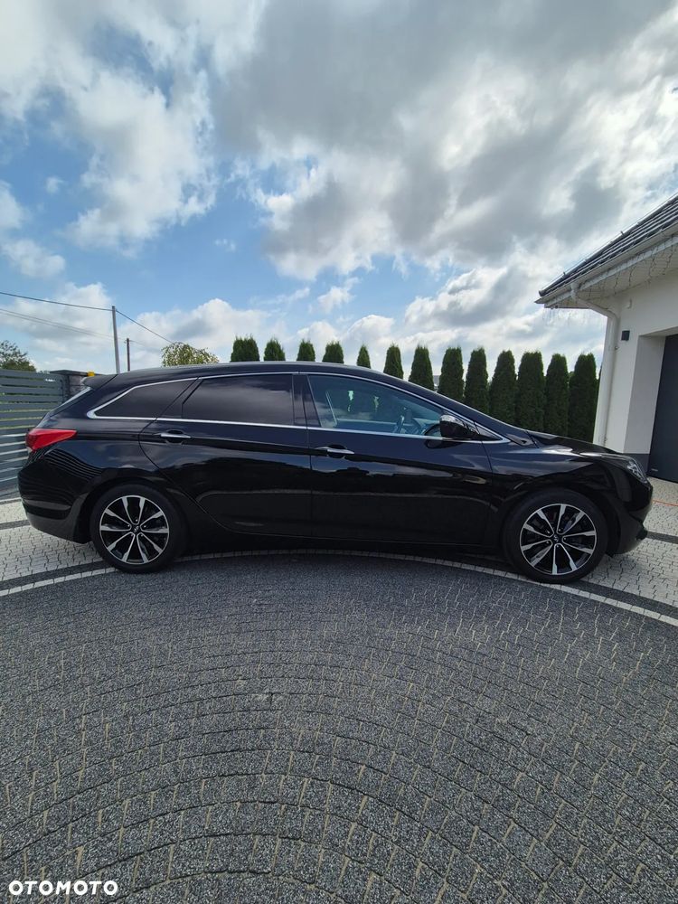 Hyundai i40 Kombi 2.0 Automatik Premium - 4