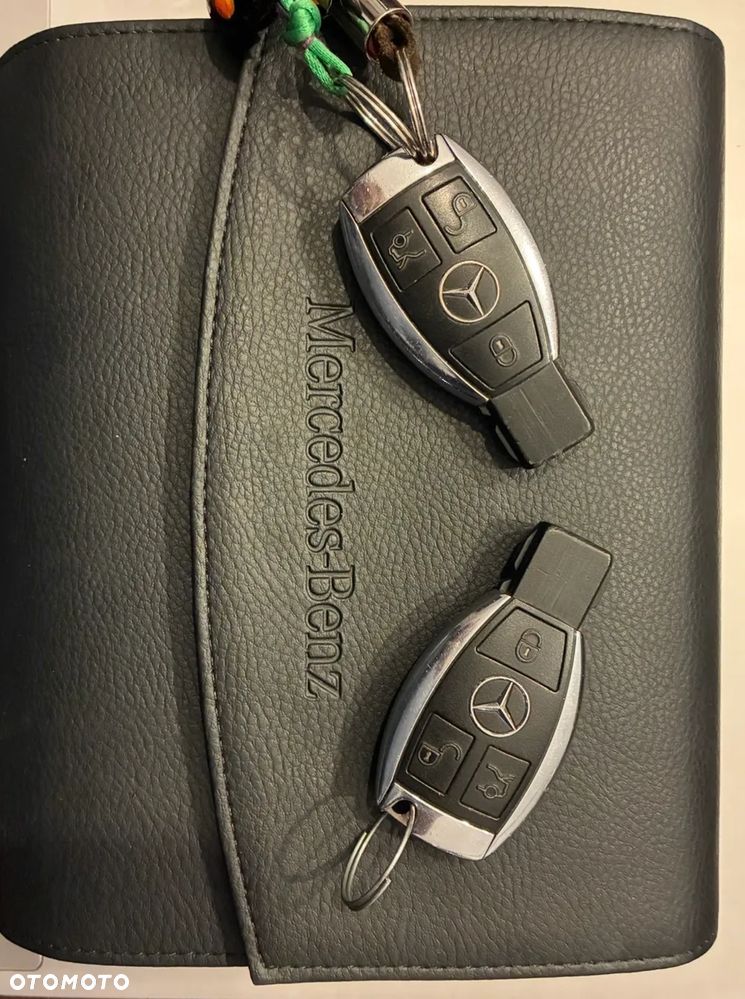 Mercedes-Benz CLA 180 7G-DCT AMG Line - 18