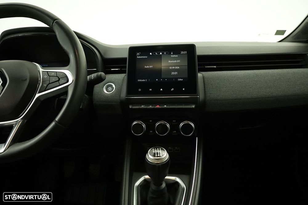 Renault Clio 1.0 TCe Techno Bi-Fuel - 9