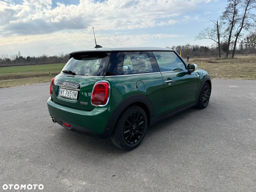 MINI Cooper Standard - 3