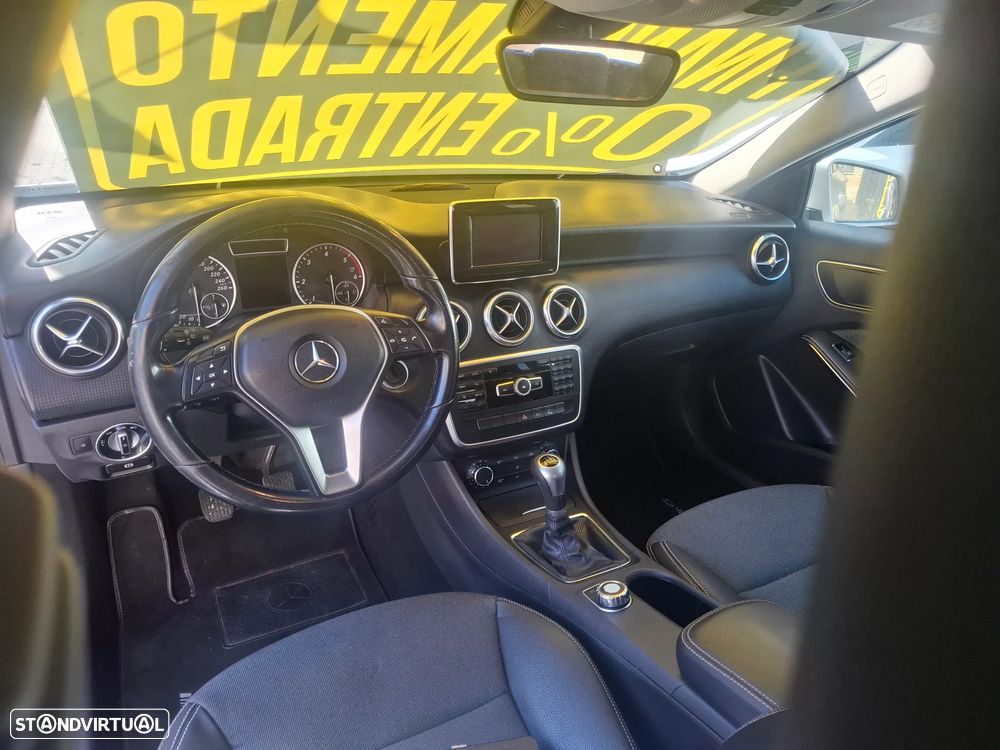 Mercedes-Benz A 180 CDI AMG Line - 22