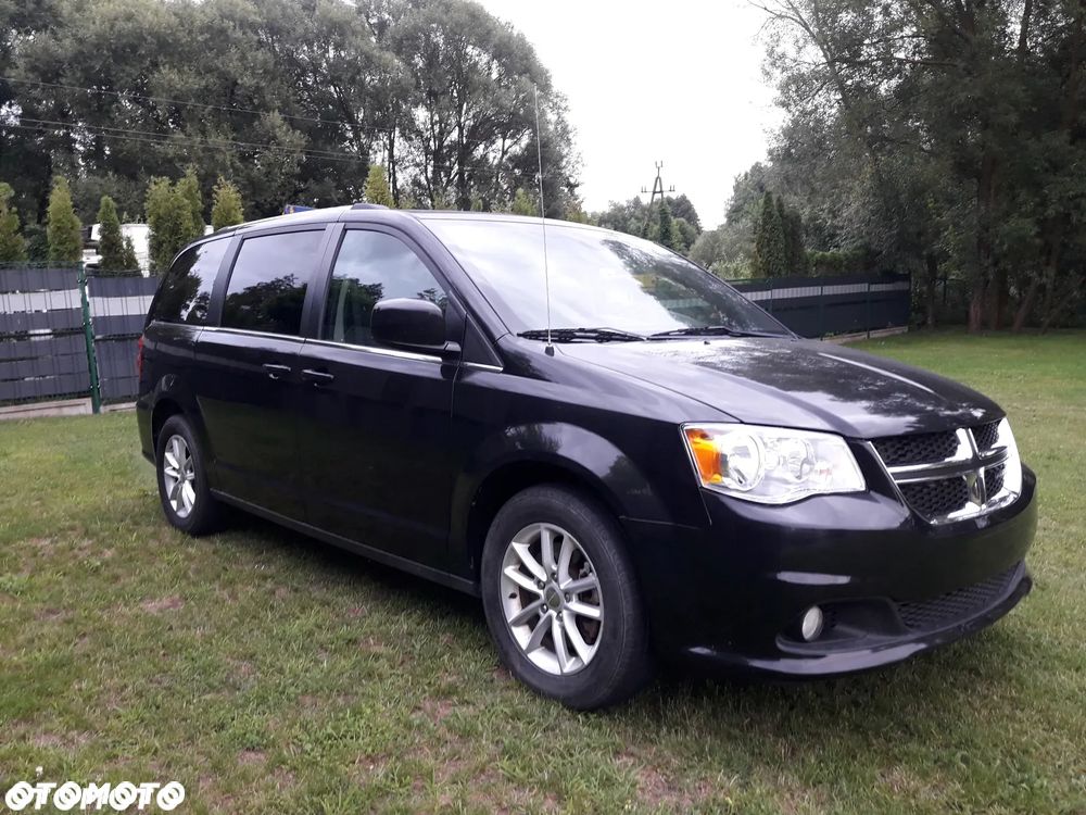 Dodge Grand Caravan - 31