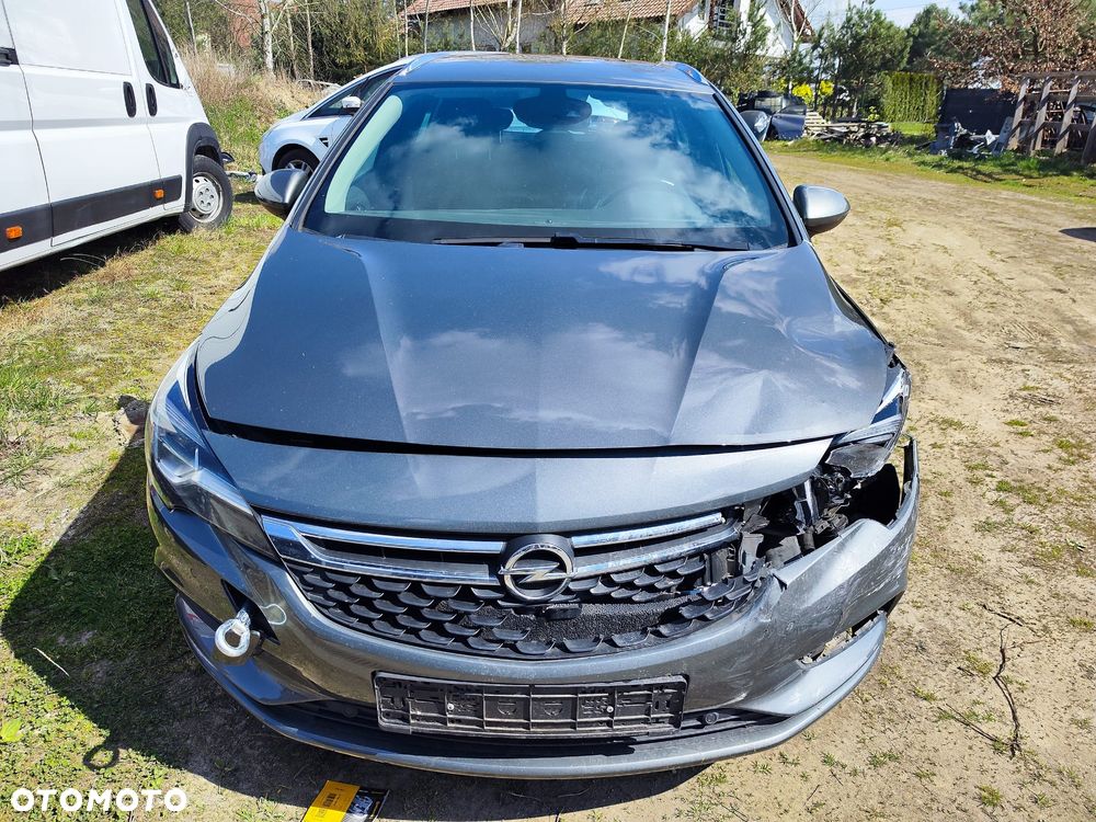 Opel Astra 1.6 D Start/Stop Dynamic - 2