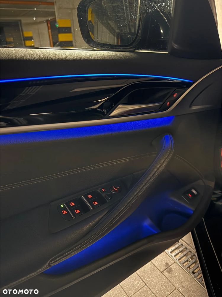 BMW Seria 5 518d Sport Line sport - 20