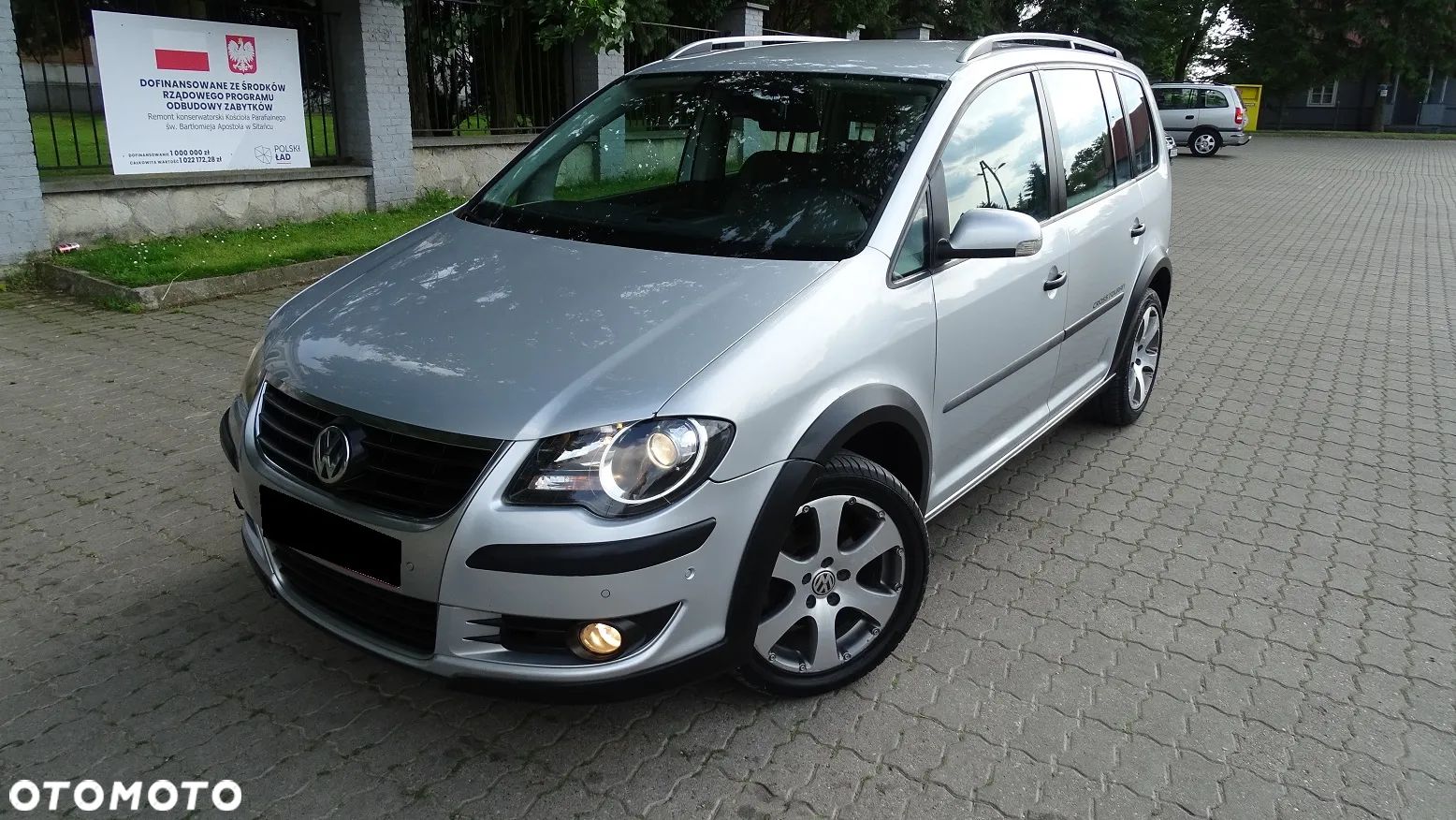 Volkswagen Touran 1.9 TDI DPF Cross DSG - 1