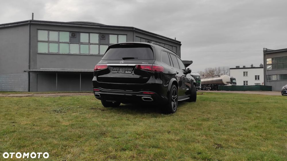 Mercedes-Benz GLS - 24