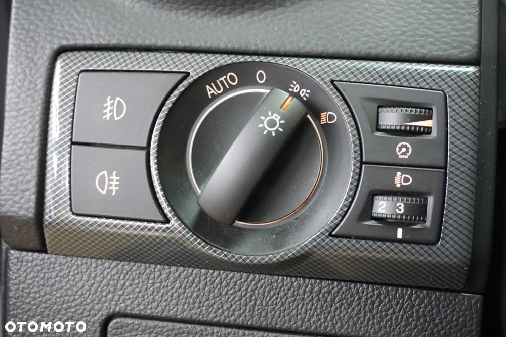 Opel Antara 2.2 CDTI 4x4 Cosmo - 40