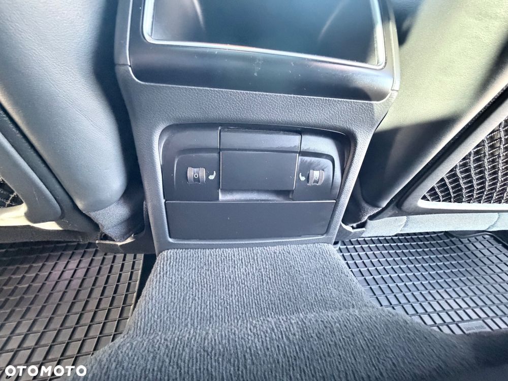 Audi A4 Avant 2.0 TDI - 15