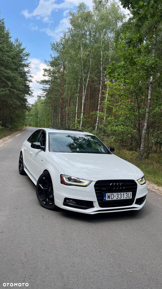 Audi A4 Limousine - 1