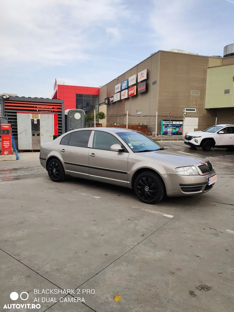 Skoda Superb 1,9 TDI Exclusive - 5