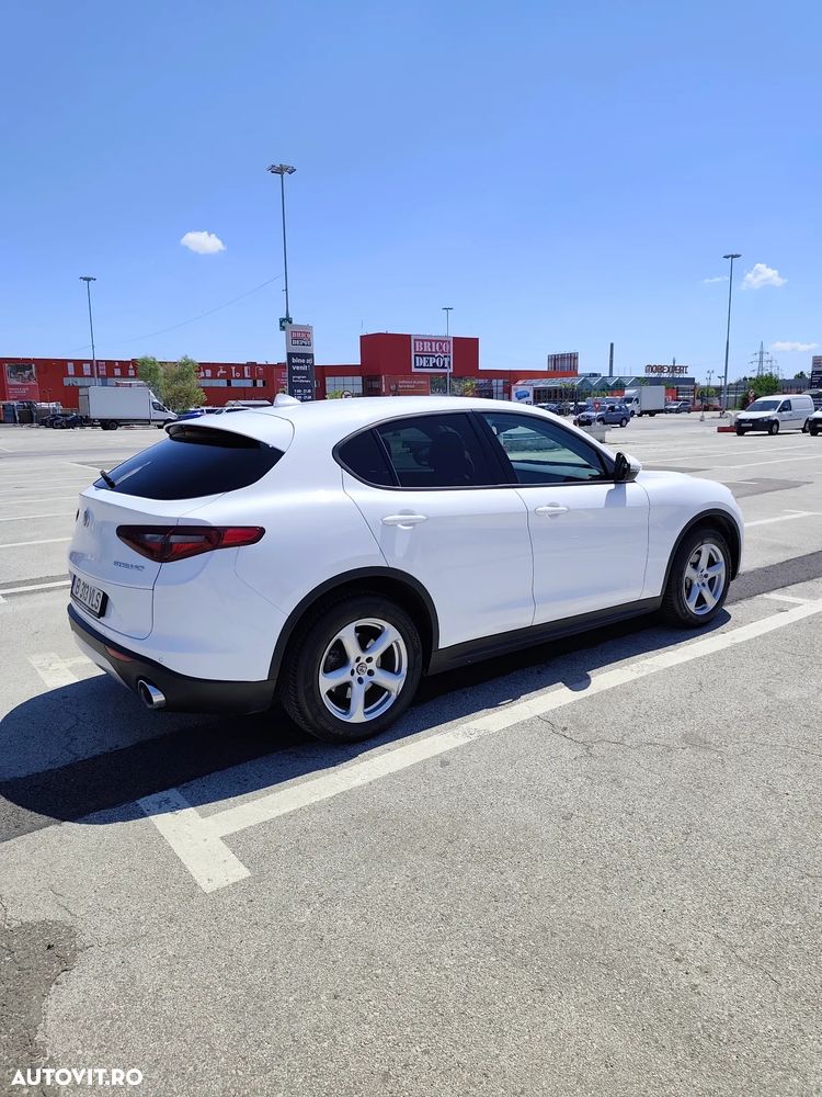 Alfa Romeo Stelvio 2.0 Turbo AWD AT8 Super - 9