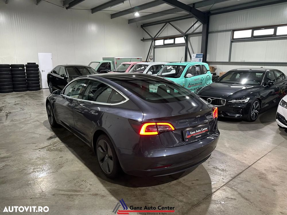 Tesla Model 3 Standard Reichweite Plus Hinterradantrieb - 35