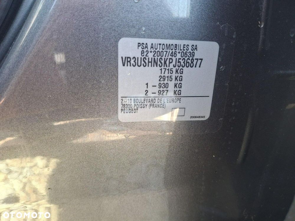 Peugeot 2008 - 17