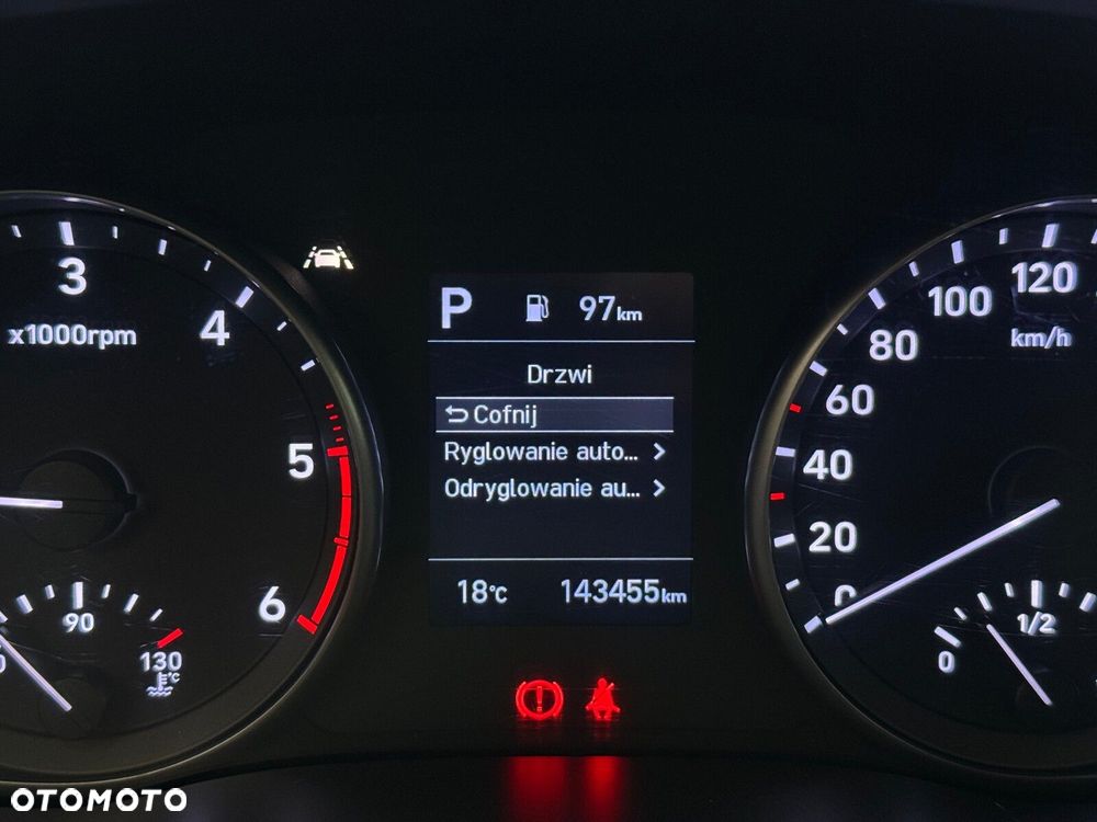 Hyundai i30 1.6 D Comfort DCT - 34