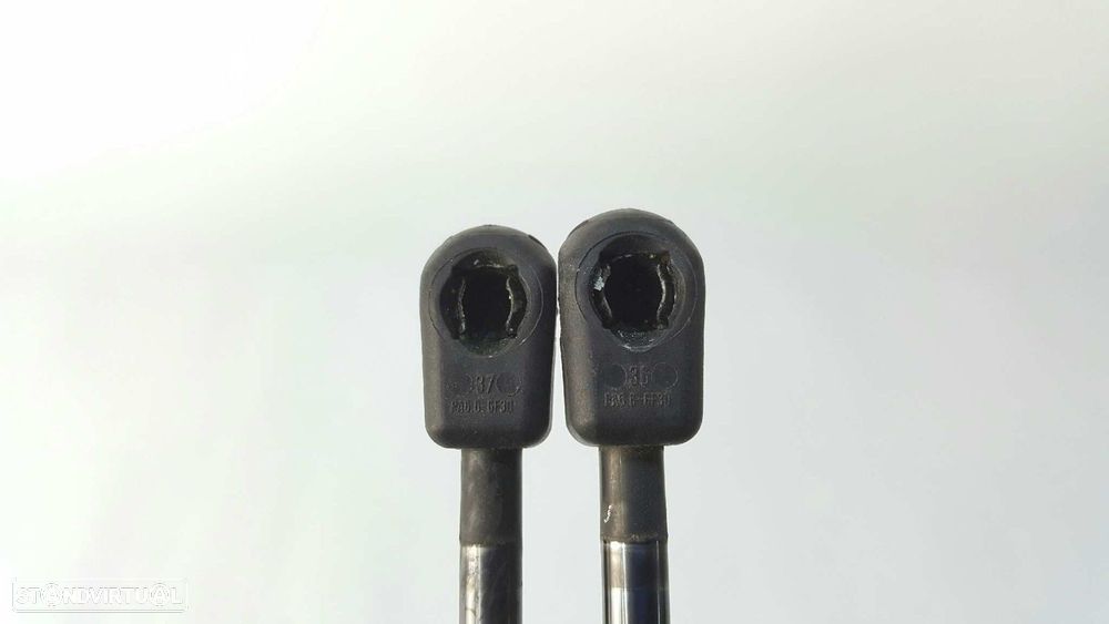 AMORTECEDORESDO CAPÔ LAND ROVER FREELANDER (LR2) TD4 E - 3