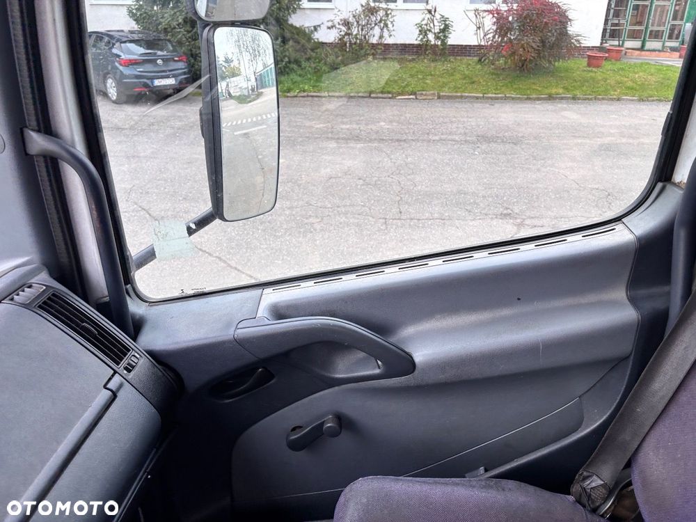 Versalift Atego 1218 - 26