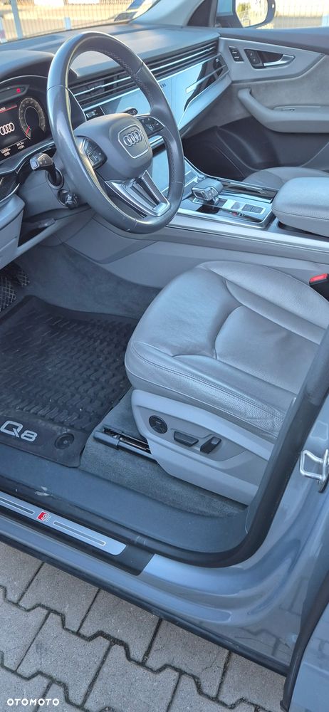 Audi Q8 - 6