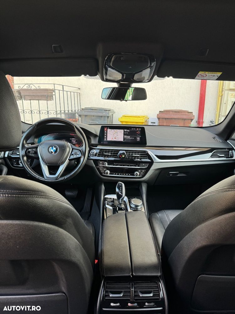 BMW Seria 5 520d EfficientDynamics Edition AT - 8