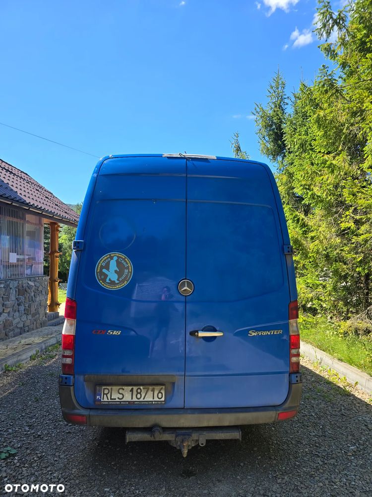 Mercedes-Benz Sprinter - 2