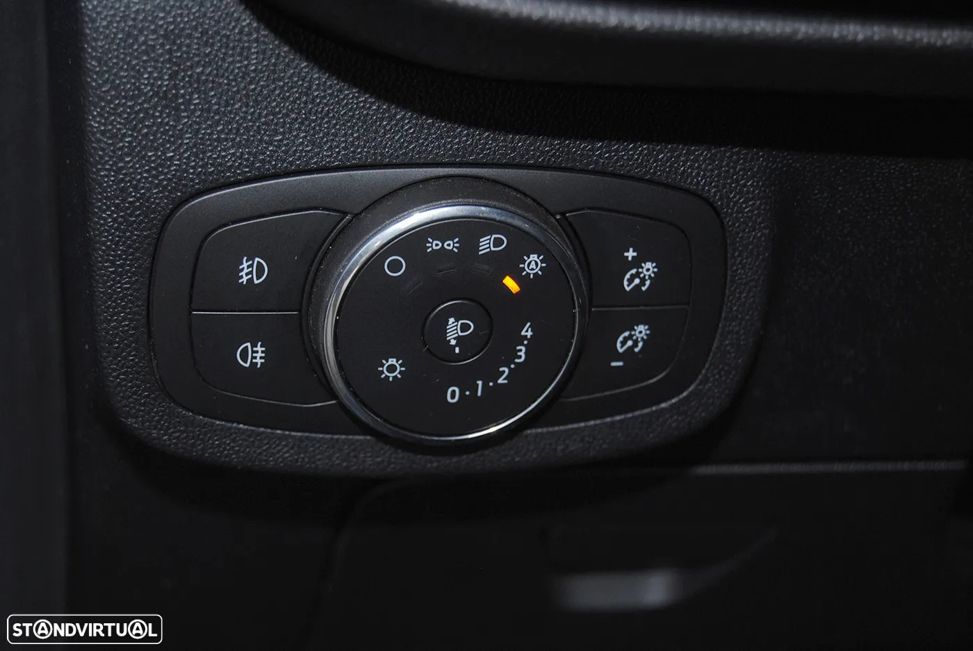 Ford Fiesta 1.0 EcoBoost ST-Line X - 32