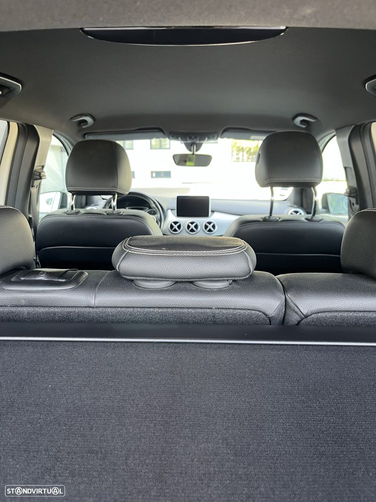 Mercedes-Benz B 180 CDI Urban - 15