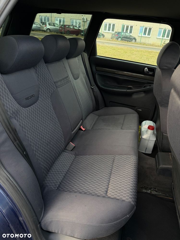 Audi S4 Avant 2.7 Quattro - 12