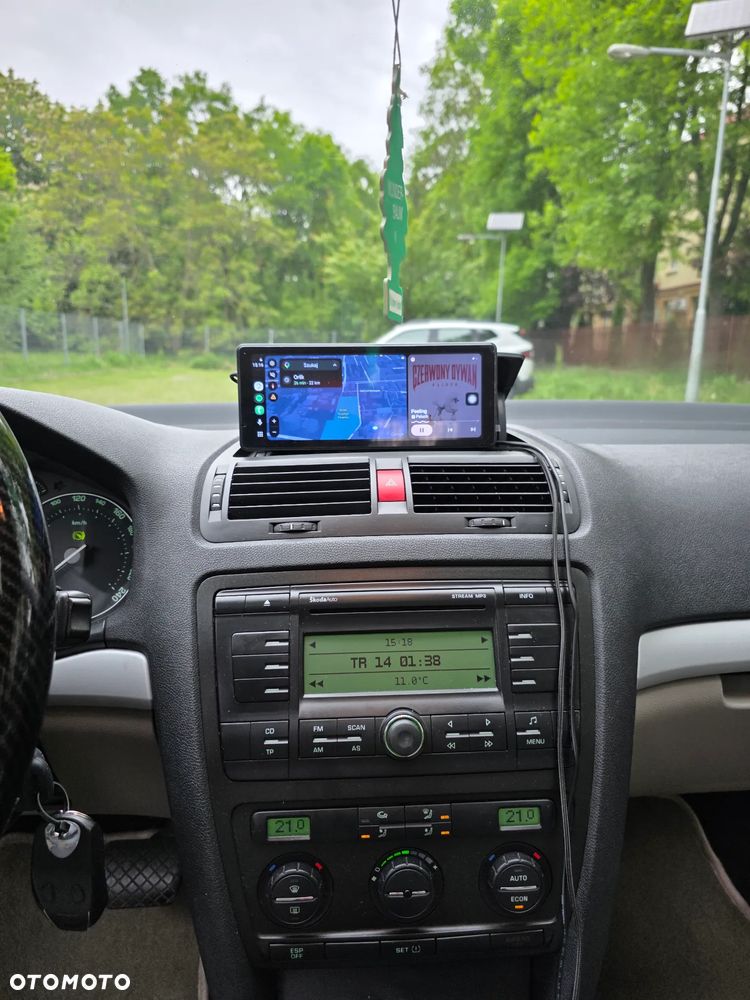 Skoda Octavia 1.6 FSI Automatik Ambiente - 19
