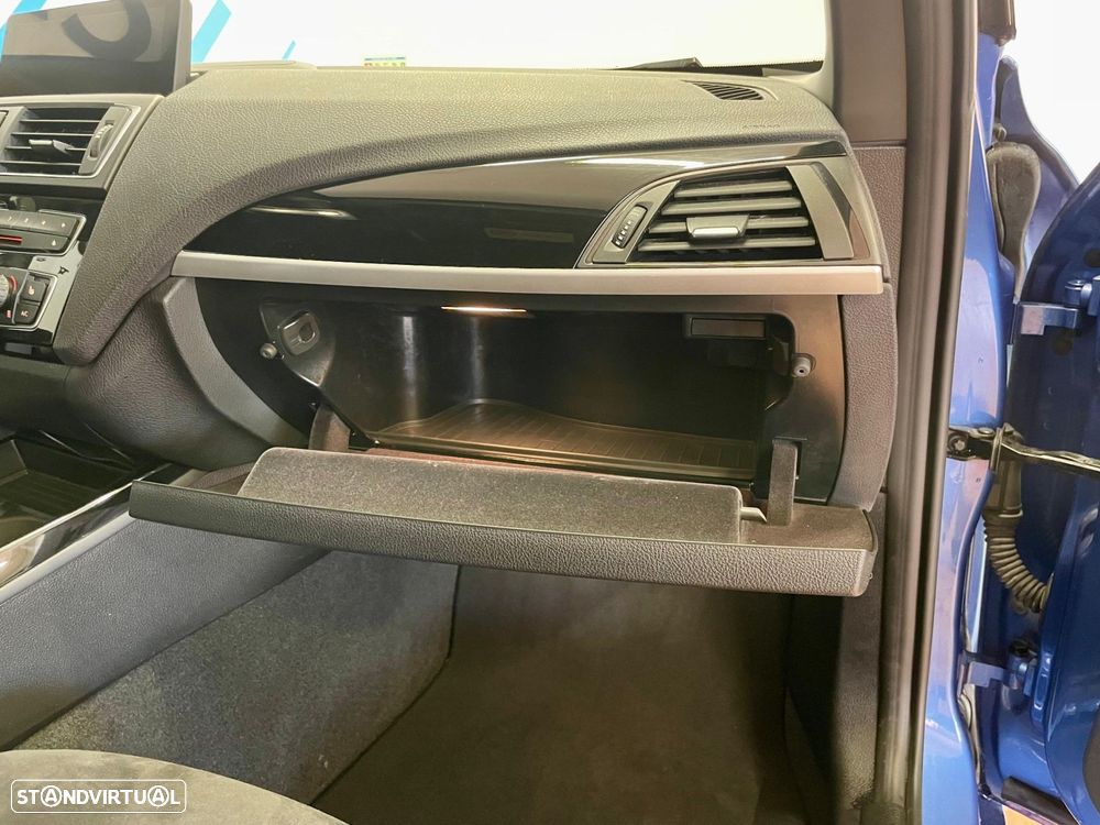 BMW 218 d Cabrio Aut. M Sport - 32