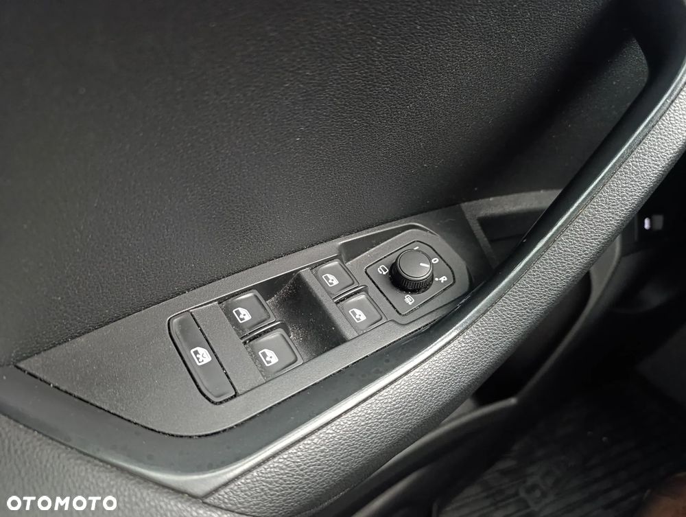 Skoda Karoq 1.5 TSI ACT 4x2 Sportline DSG - 11