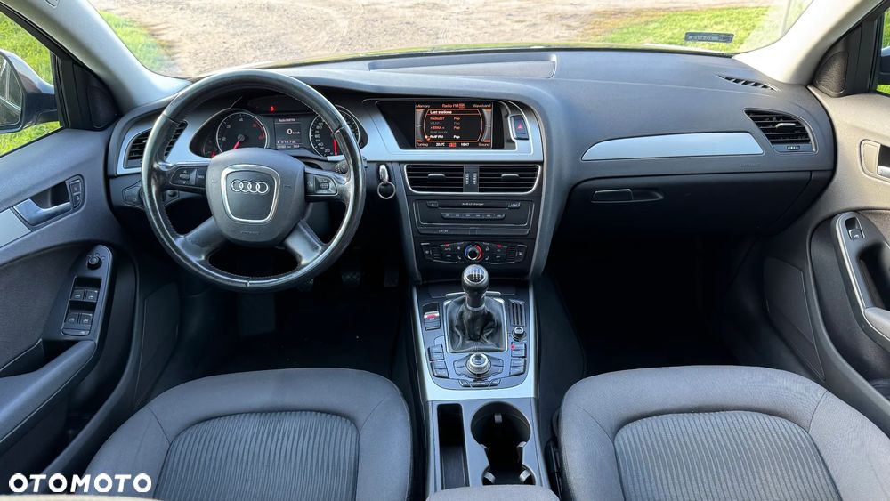 Audi A4 Avant 2.0 TDI DPF Attraction - 6