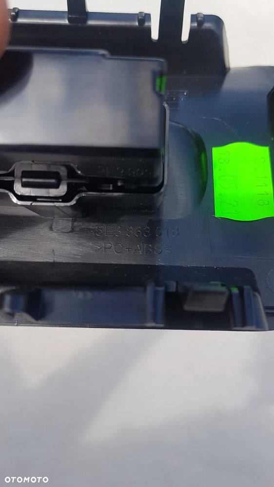 SKODA OCTAVIA IV PORT GNIAZDO USB C 3G5035954A - 4