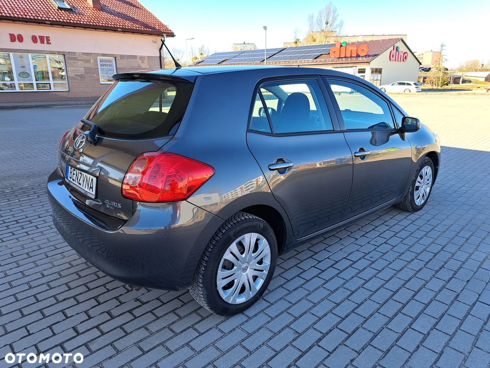 Toyota Auris - 7
