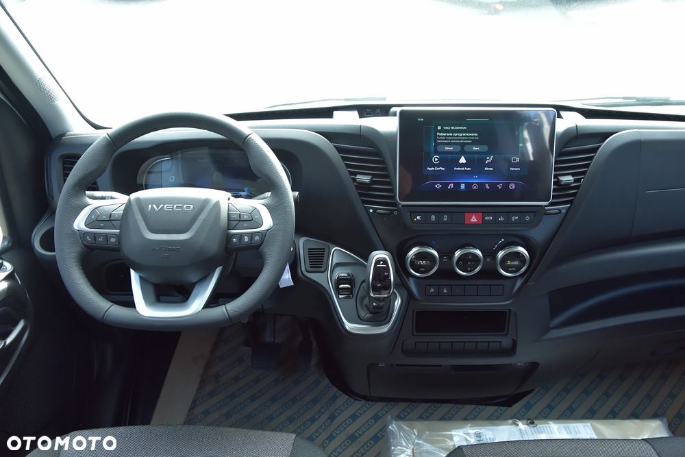 Iveco Daily 35S18 180km zabudowa brygadowa 7osobowy MOBILCAR - 20