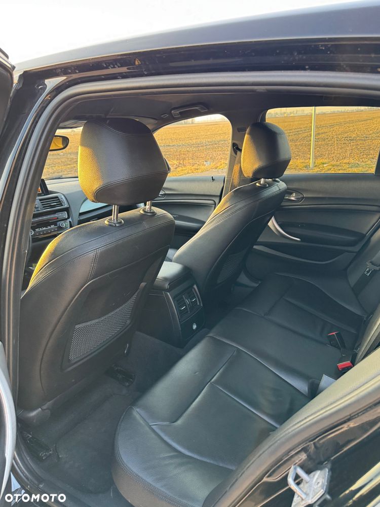 BMW Seria 1 120d M Sport - 8