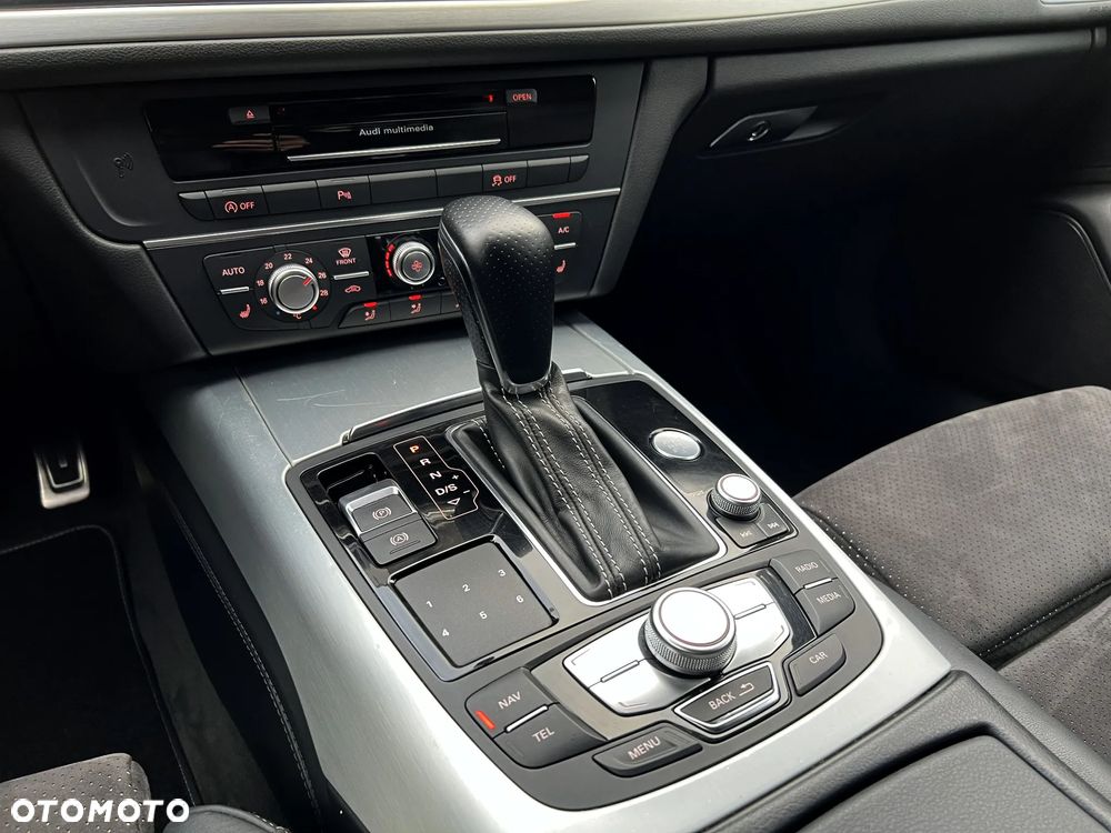 Audi A6 Avant 2.0 TDI Ultra S tronic - 31