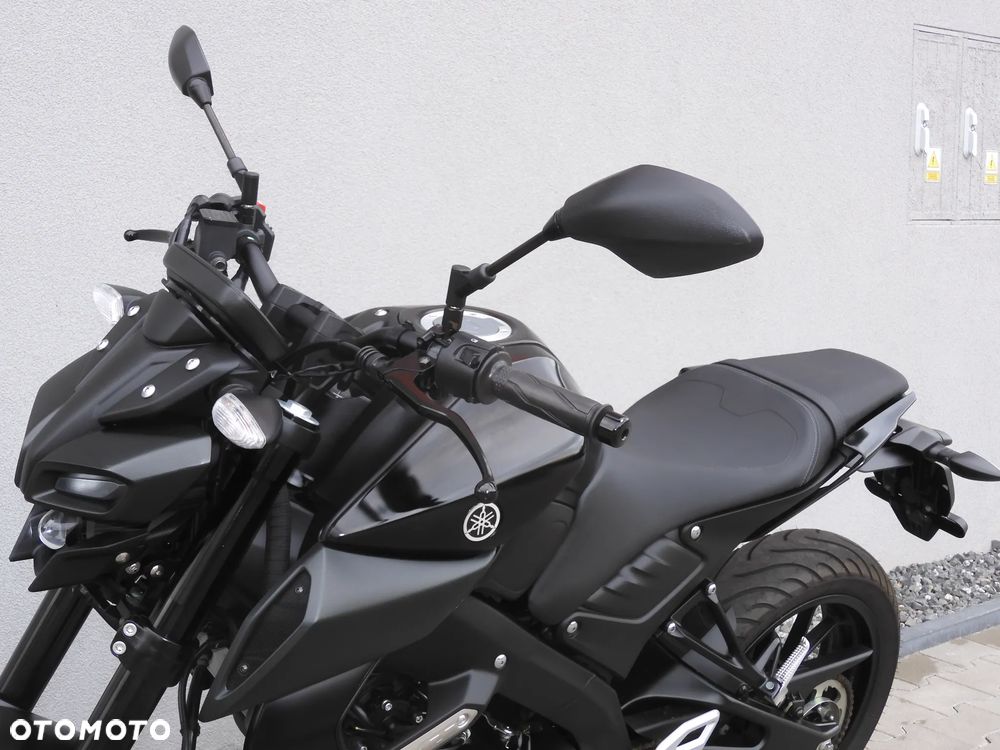 Yamaha MT - 22