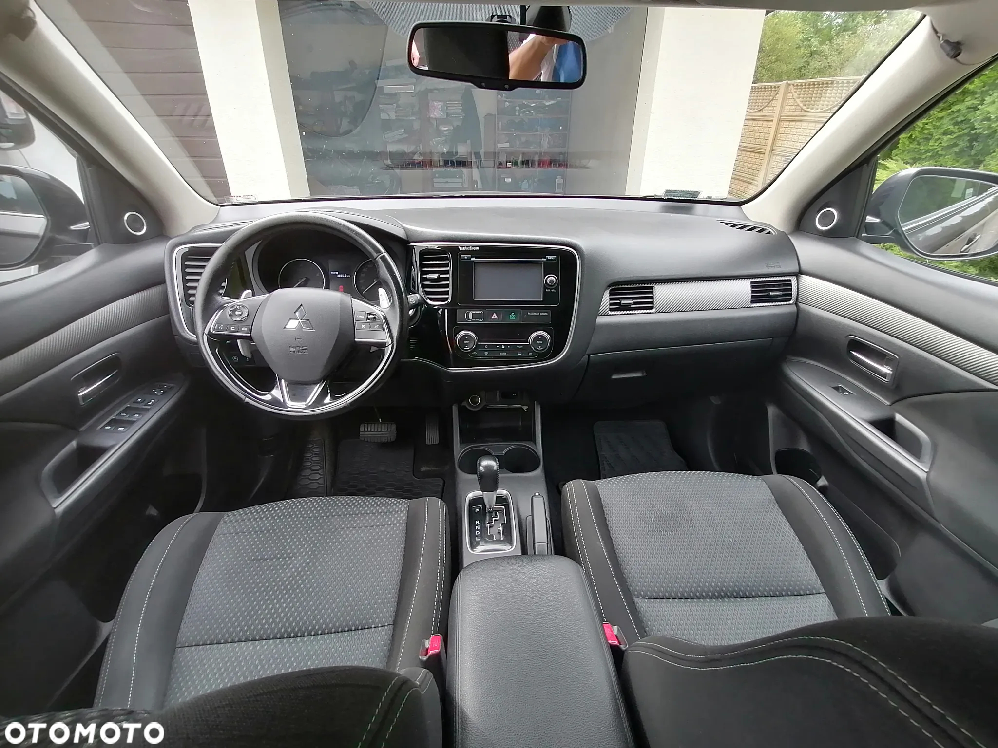 Mitsubishi Outlander 2.0 Intense + Navi 4WD CVT - 24